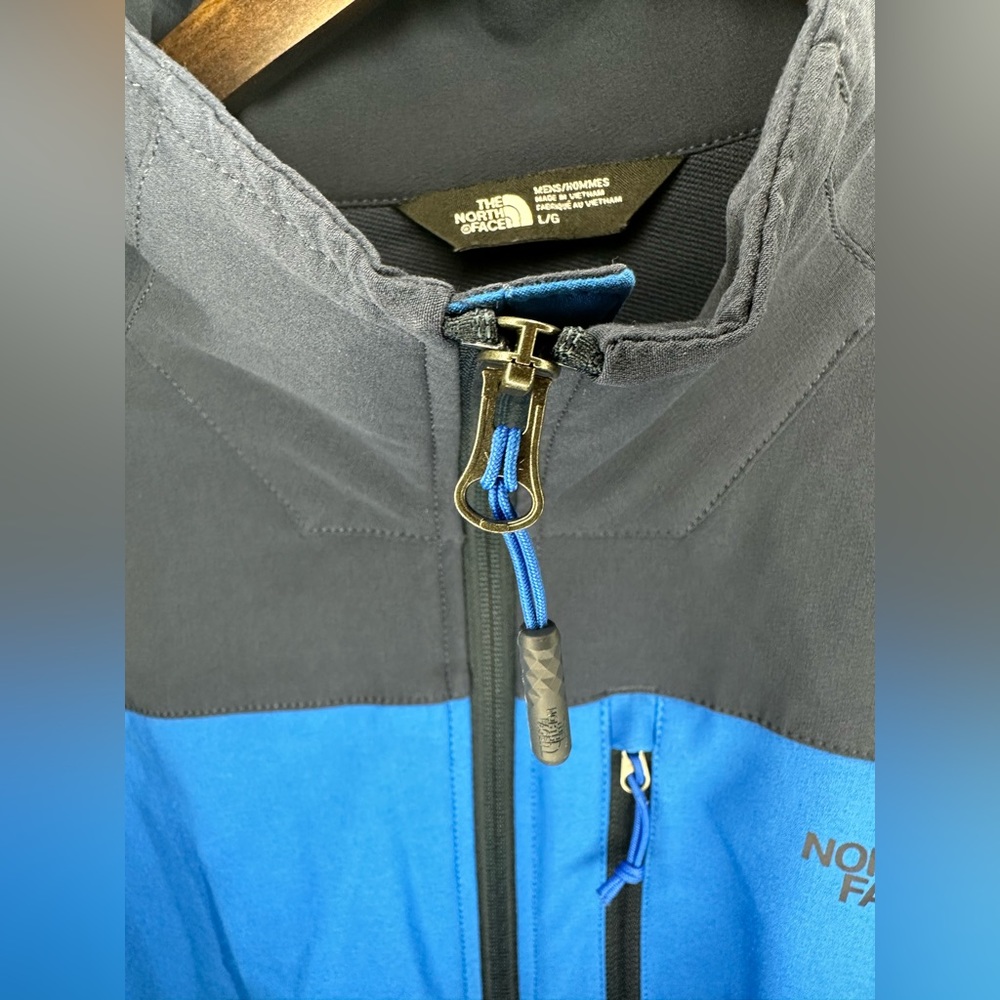 The North Face men’s windfall zip up jacket EUC - Picture 12 of 17